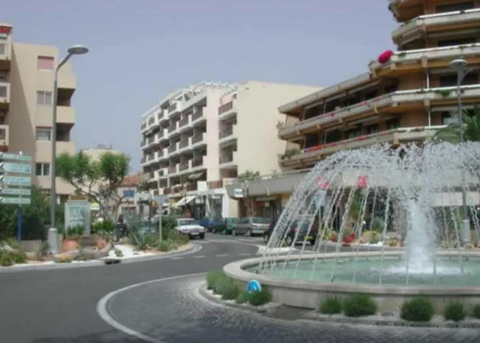 Lägenhet Location T2 + Avec Parking, Centre, Proche - Fr-1-803-19 Le Lavandou